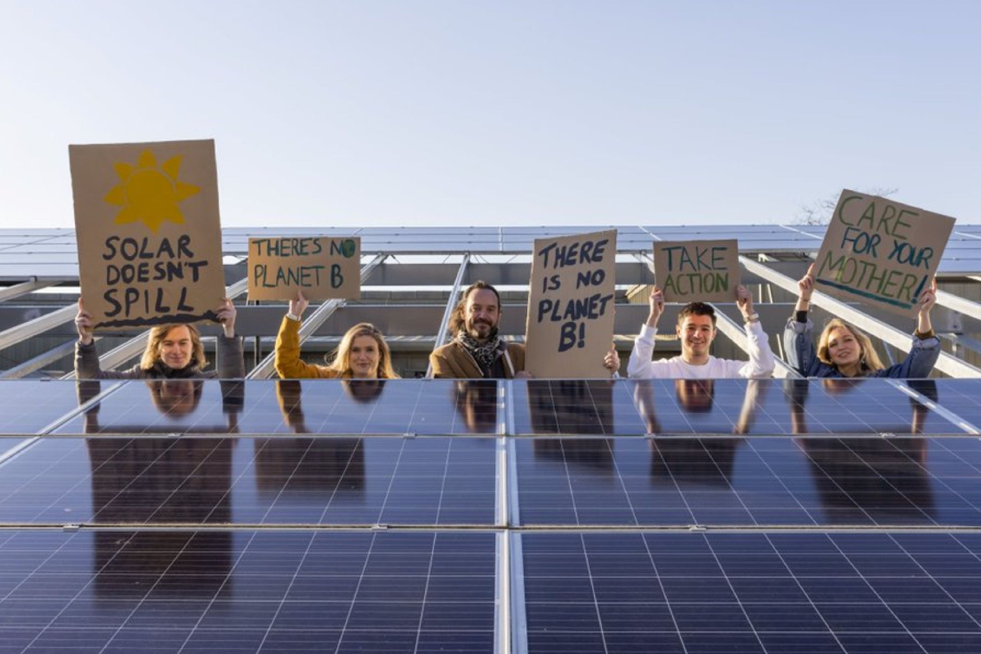 Community energy barriers to growth